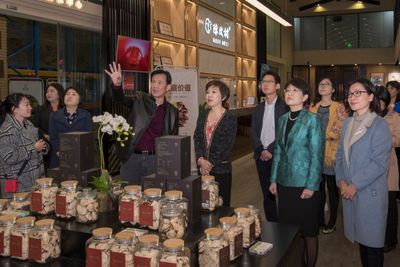 全國及省婦聯(lián)調(diào)研江門 點贊婦女創(chuàng)業(yè)就業(yè)與家政培訓(xùn)服務(wù)成效